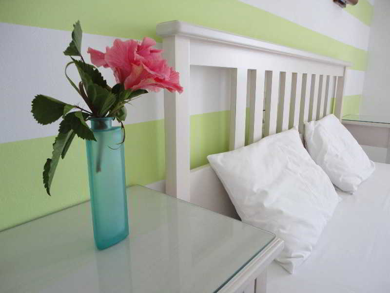 Mirto Beach Hotel & Restaurant Paralia Vrachou Esterno foto